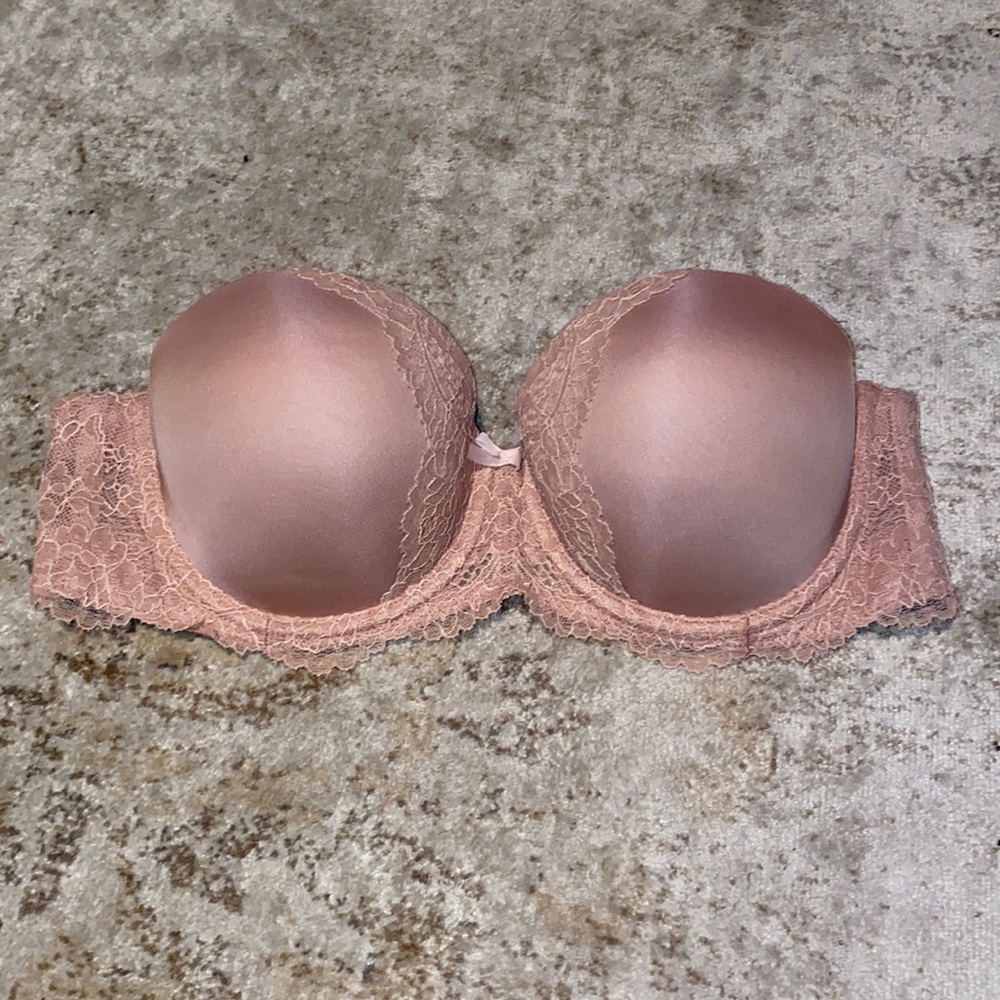Victoria’s Secret 32D Strapless Bra